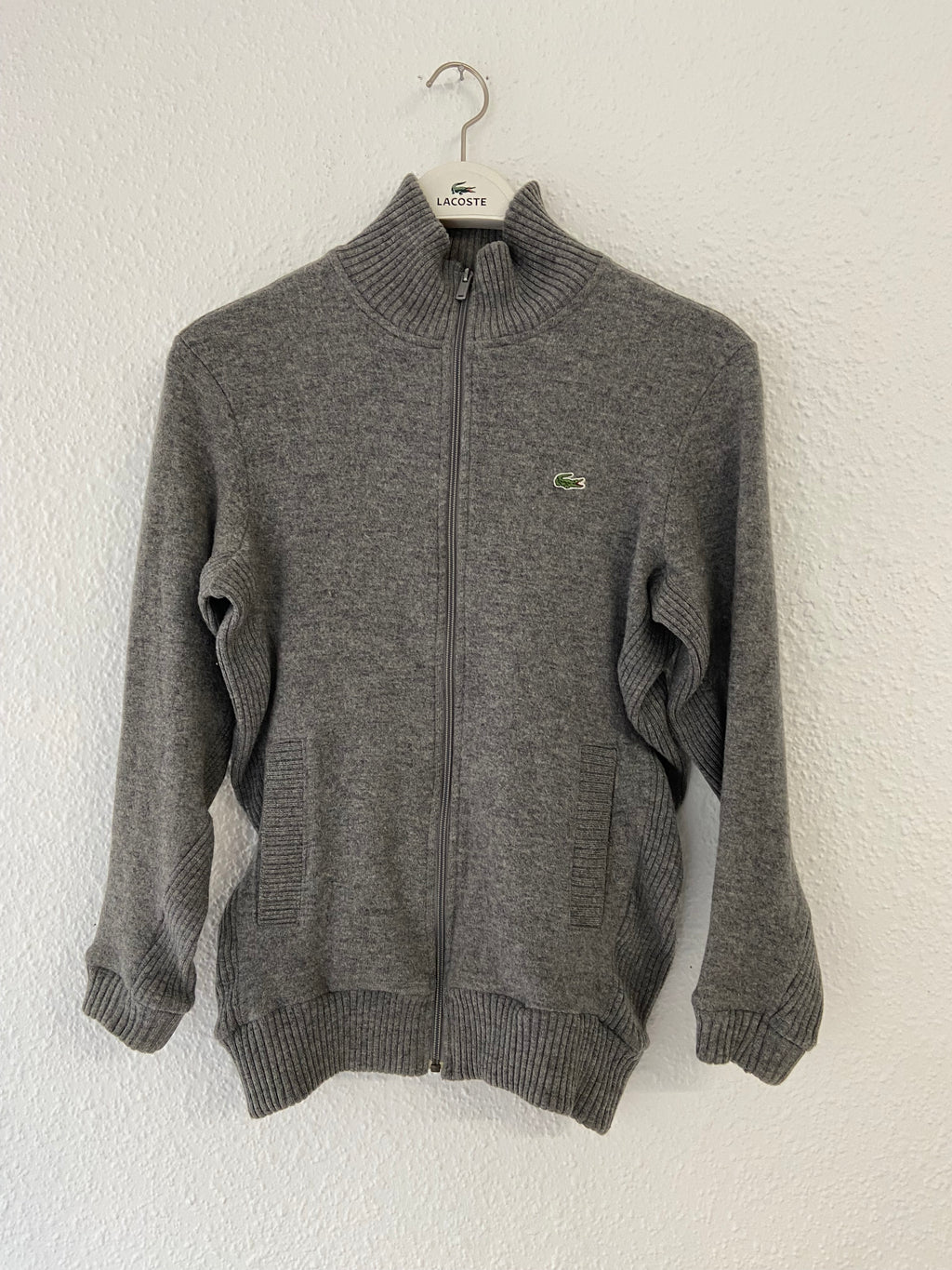 Gilet Lacoste gris taille M