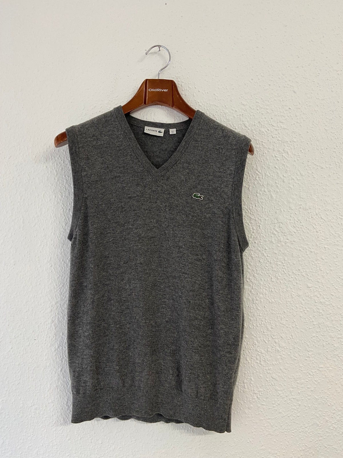 Pull sans manches gris foncé Lacoste taille L