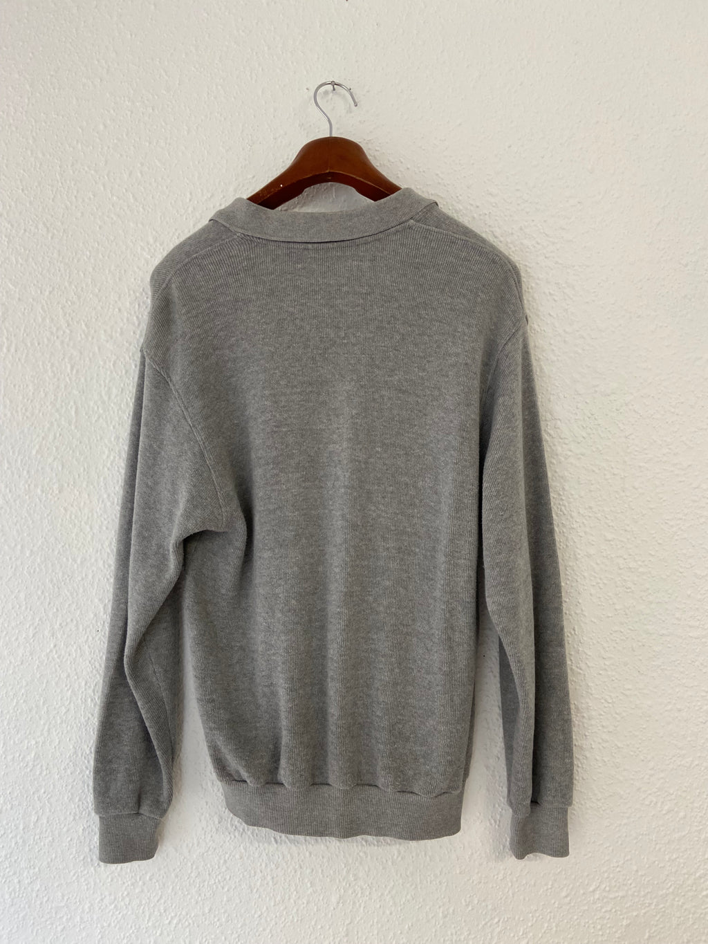 Pull gris Lacoste taille M