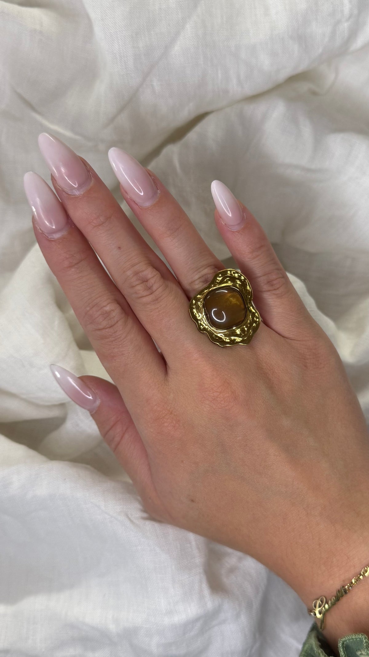 Bague fleur marron