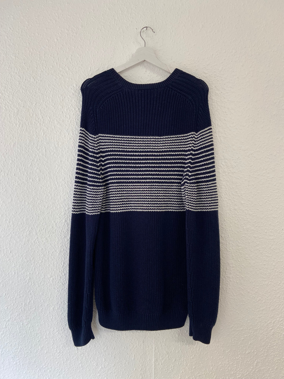 Pull bleu marine et blanc taille XL Lacoste