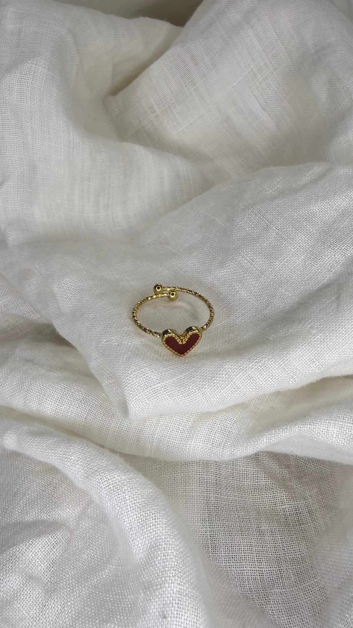 Bague coeur rouge