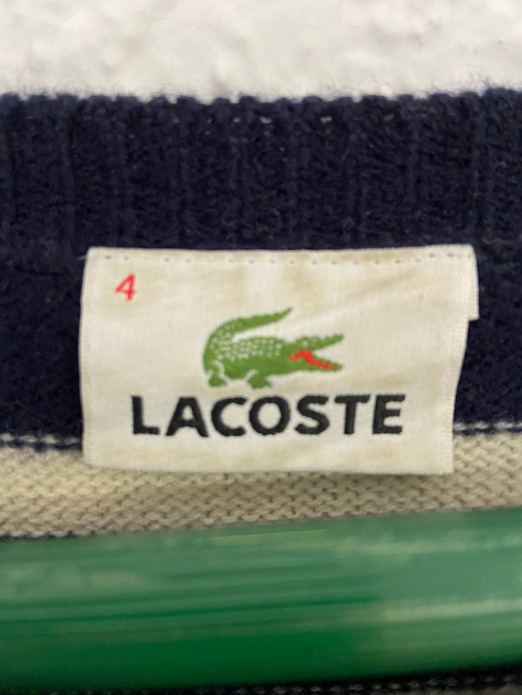 Pull rayé Lacoste bleu marine taille M