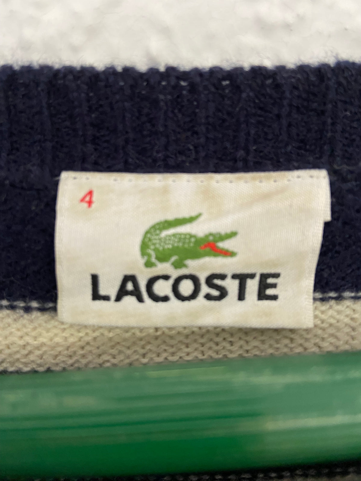 Pull rayé Lacoste bleu marine taille M