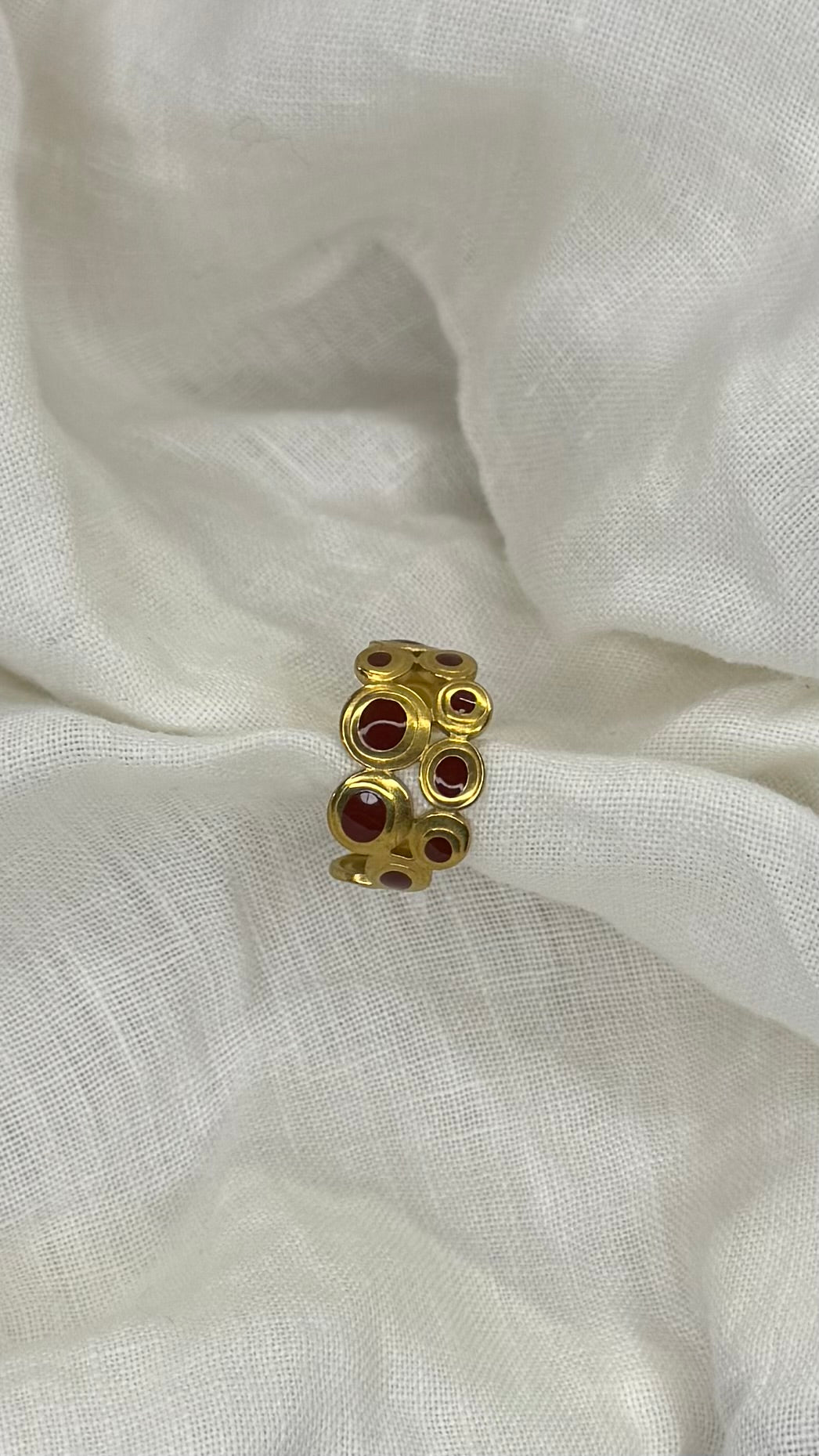 Bague ronds rouge bordeaux