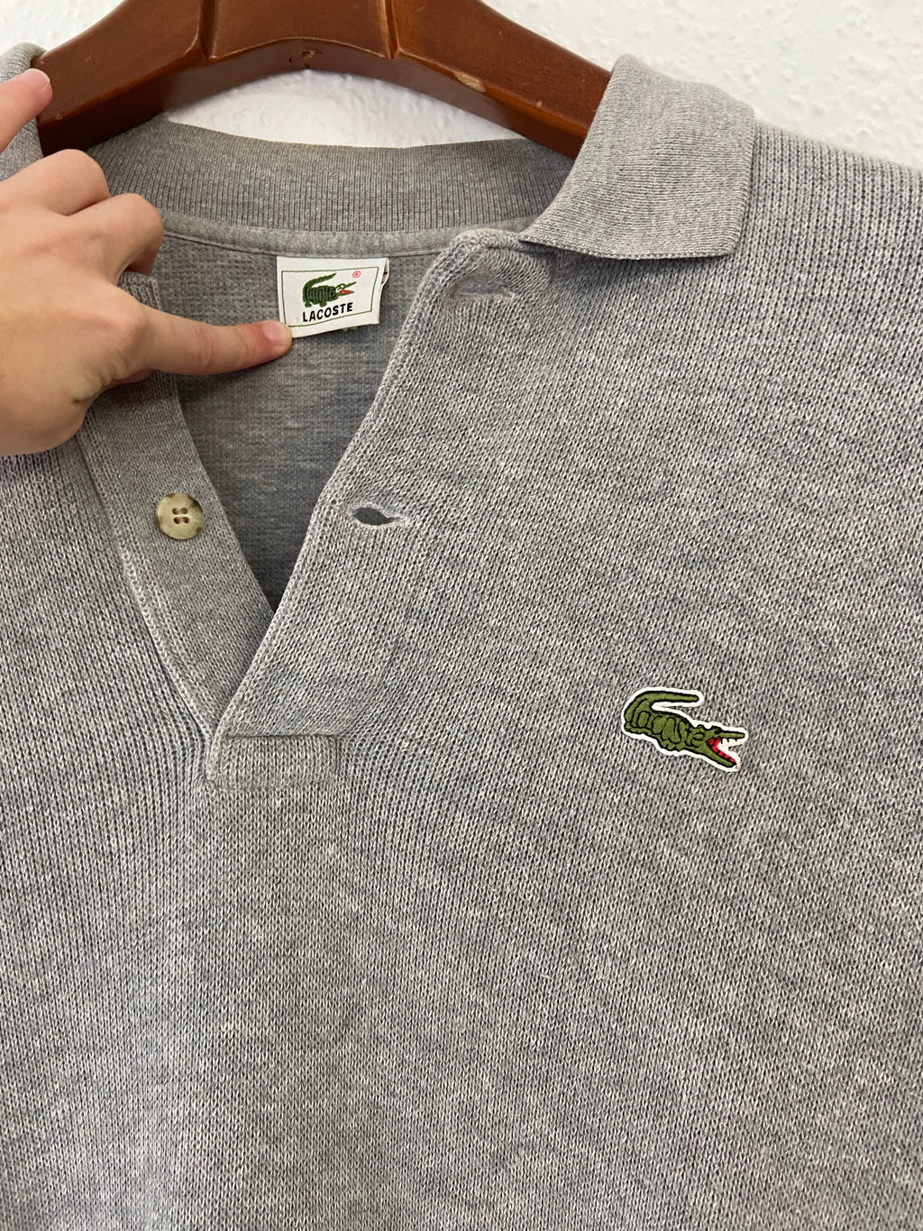 Pull gris Lacoste taille M
