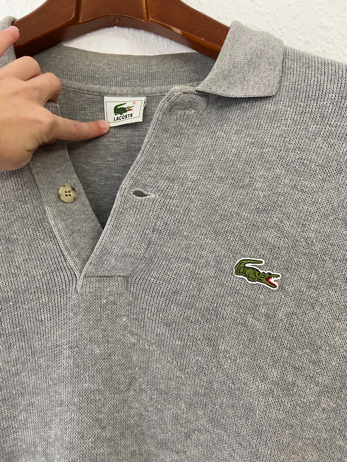 Pull gris Lacoste taille M