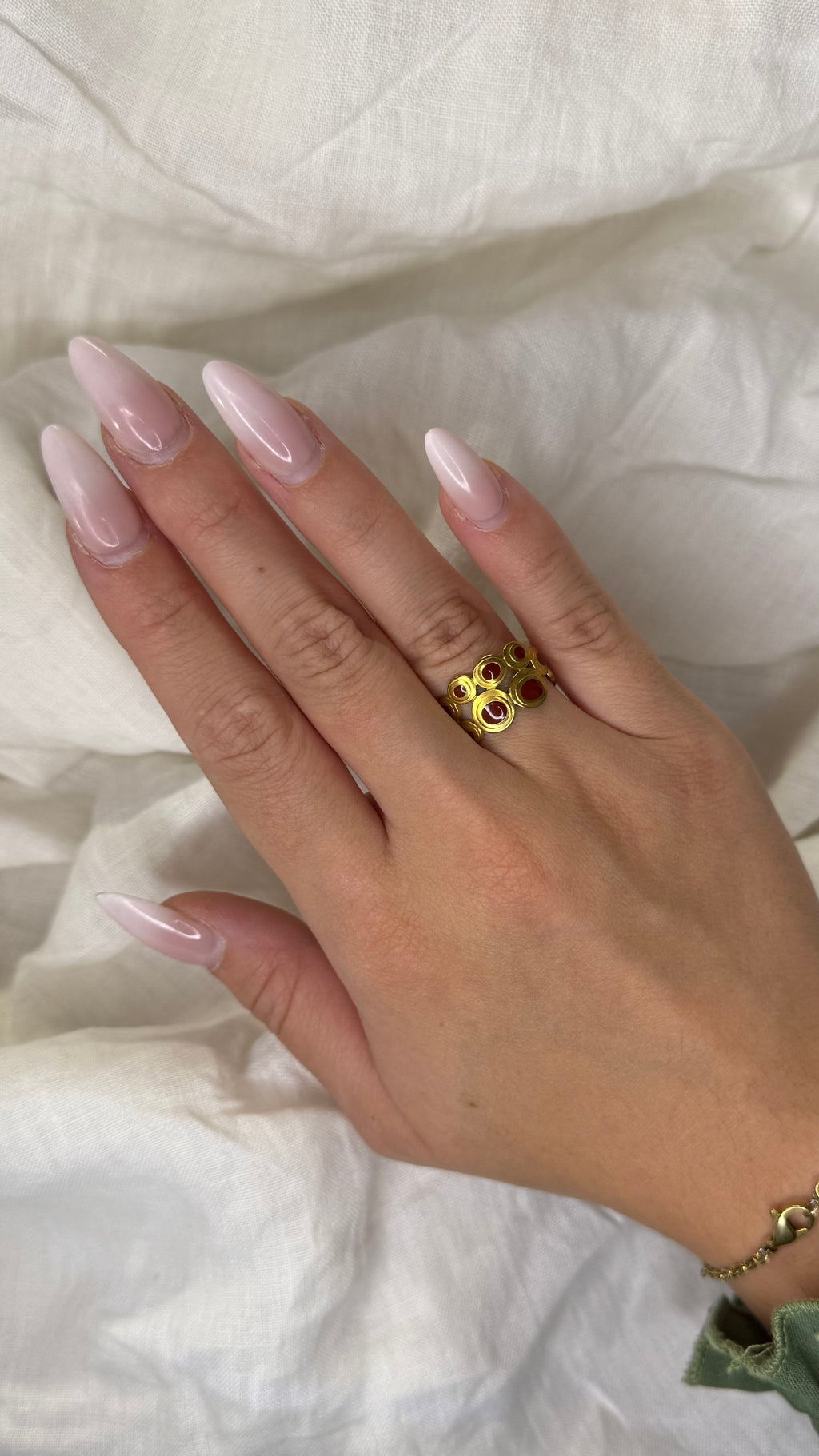Bague ronds rouge bordeaux