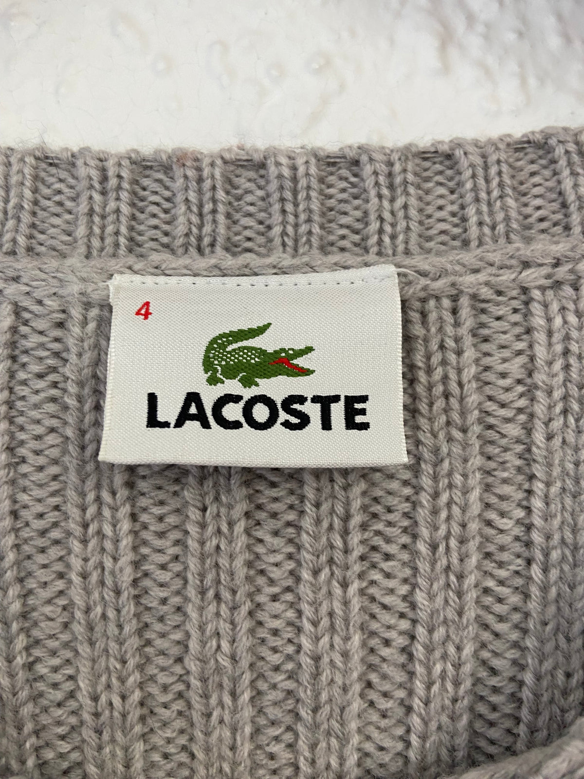 Pull gris Lacoste taille M