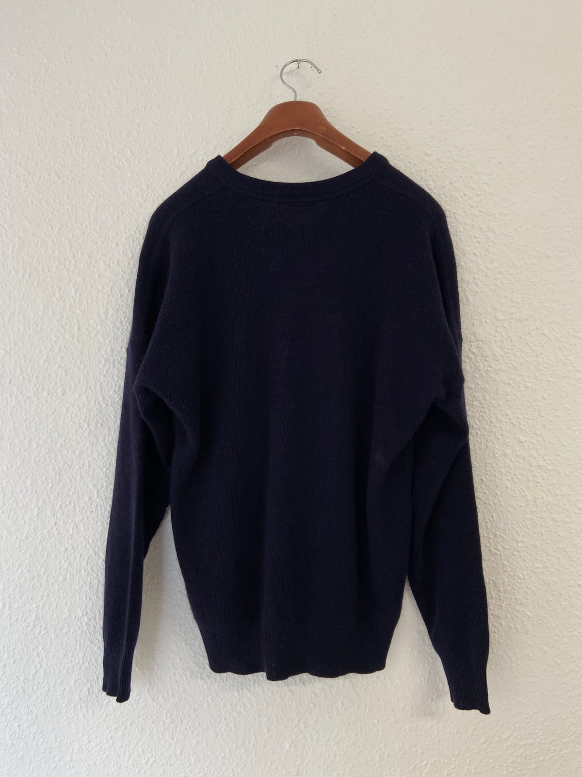 Pull bleu marine col V Lacoste taille XXL