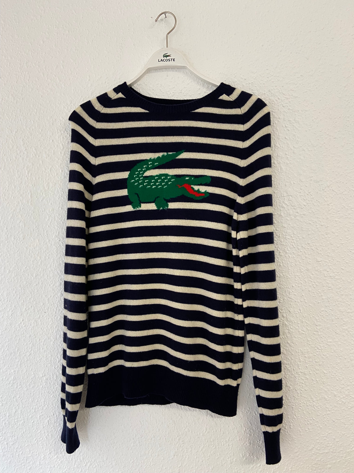 Pull rayé Lacoste bleu marine taille M