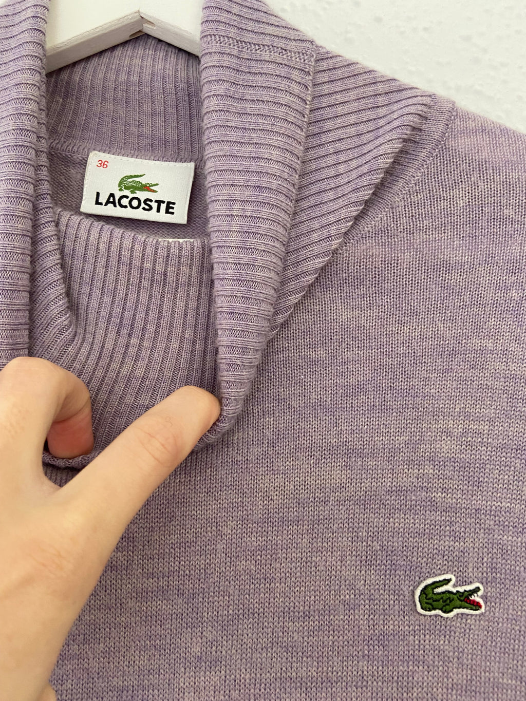Sous-pull Lacoste violet taille S