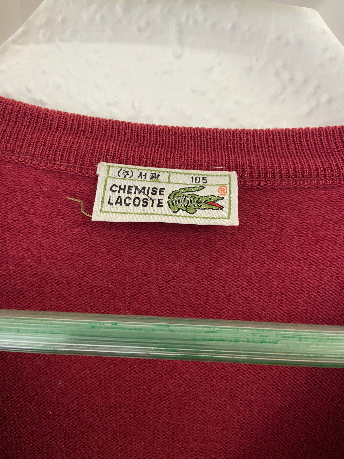 Pull Lacoste rouge bordeaux col V taille S